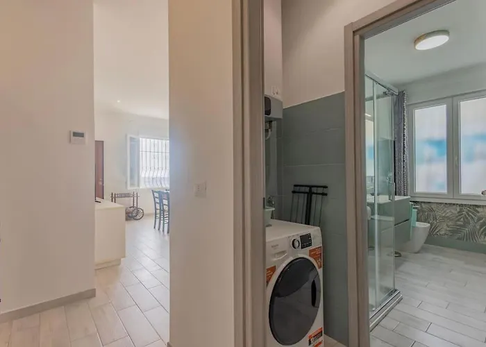 La Casa Del Pappagallo - A * Ospedaletti